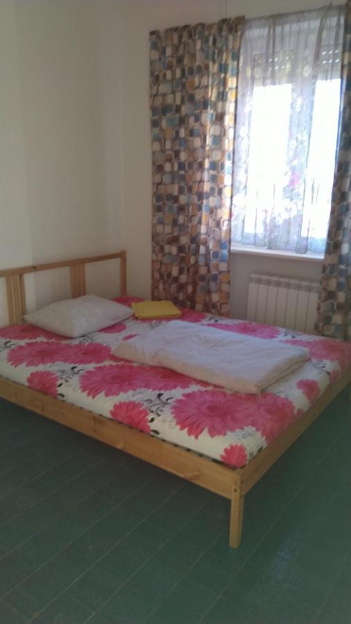 Apartment Монтезільвано Екстер'єр фото